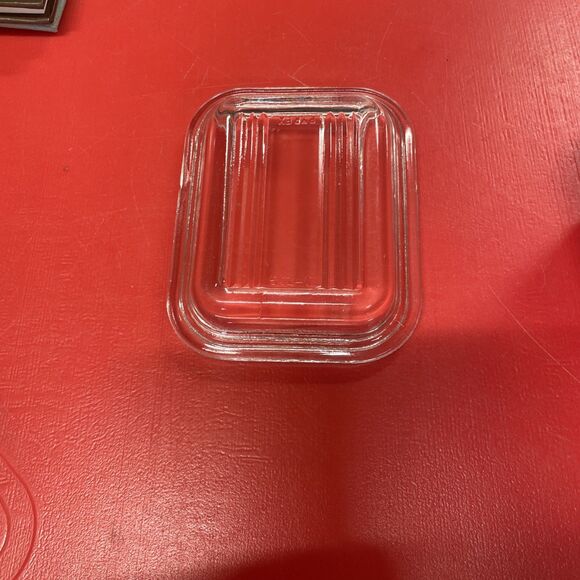 Vintage PYREX Refrigerator Storage Dish – 501 B – Red - Picture 7 of 8